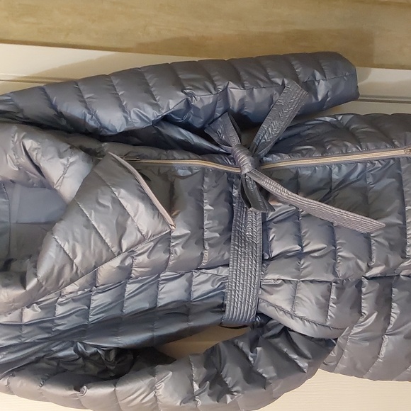 Venus long Metallic Puffer Coat Slate blue/grey - Picture 3 of 8